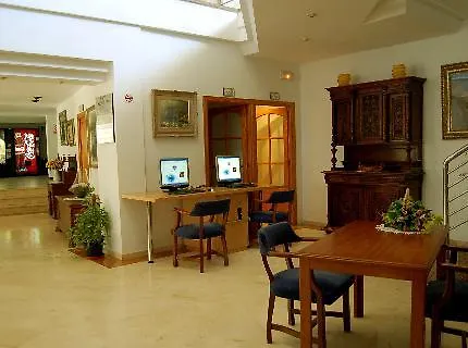 凯丽曼杰若酒店
