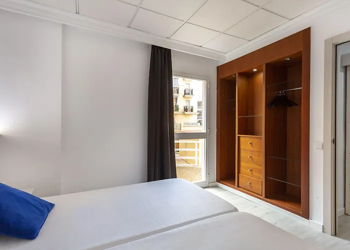 凯丽曼杰若酒店 酒店 埃尔阿雷纳尔